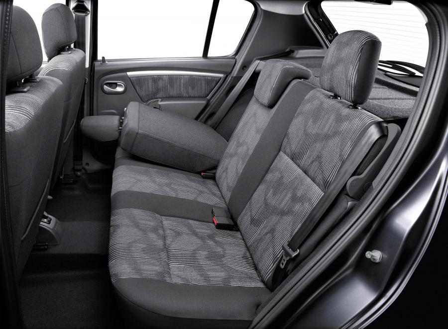 Dacia Sandero 2008 года  (фото 44 из 52)